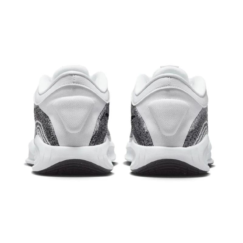 Nike Gt Hustle Academy shoes