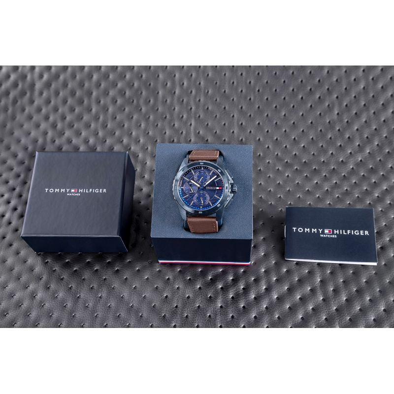 Tommy Hilfiger Walker Men's Watch 1710632 + BOX fekete pulóver