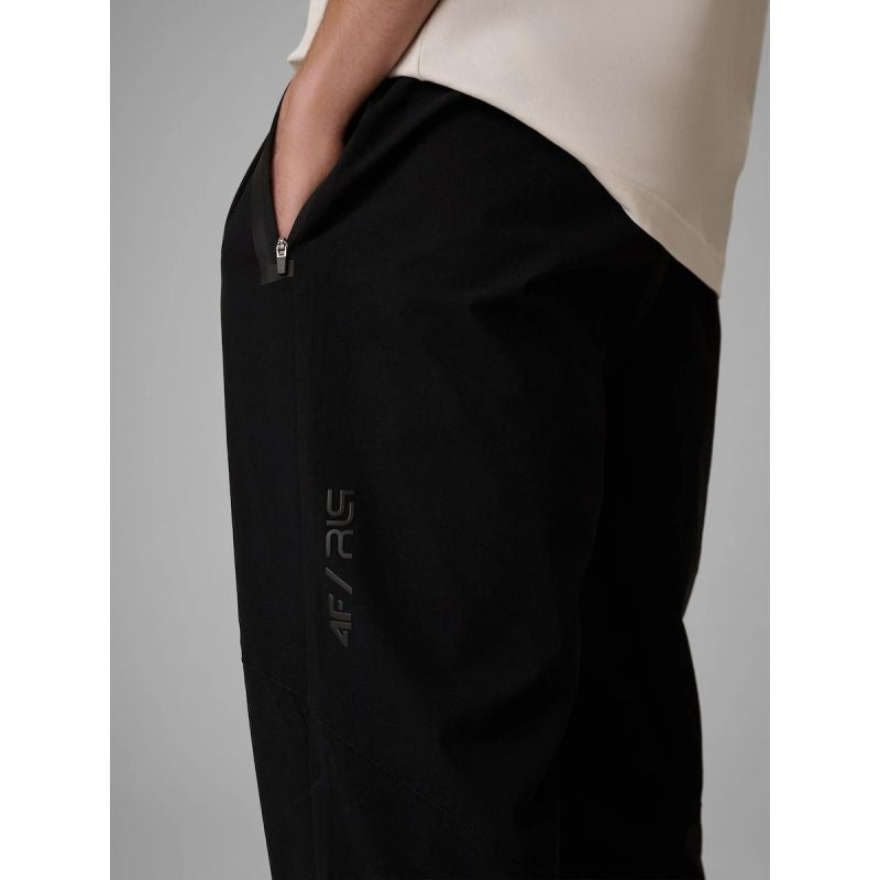 4F Men's casual x Robert Lewandowski férfi nadrág RL9KSS26TTROM1951-20S