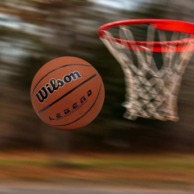 Wilson Legend Comp Basketball Bskt Br balls