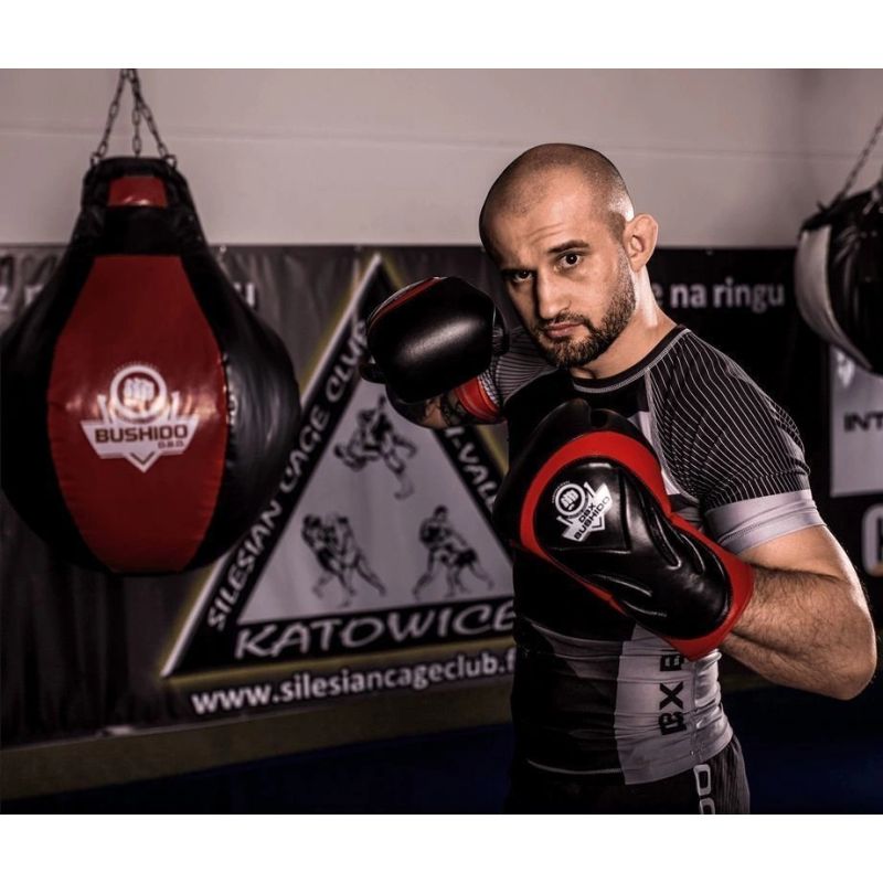 DBX Bushido 10oz Boxing Gloves - Blaze Red - Legacy Series piros kesztyű