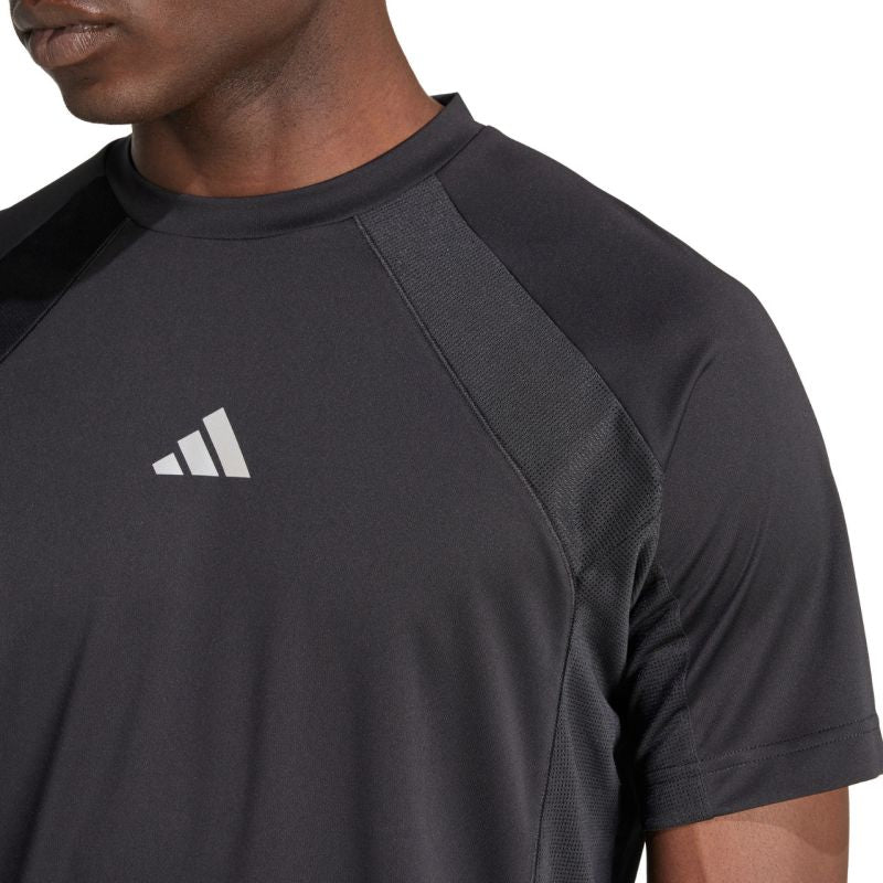 Men's adidas Tech Apparel Climacool Tech App Tee KB9735 fekete kapucnis pulóver