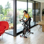 Schwinn IC8 Spinning Bike fekete edzőfelszerelés 100893