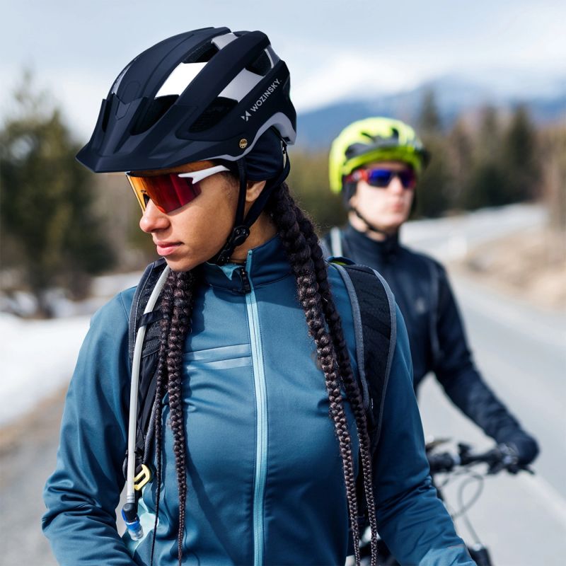 Wozinsky MTB bicycle helmet with removable visor, lightweight L - black and silver czarny || srebrny védőfelszerelés HT-001VCS-199799
