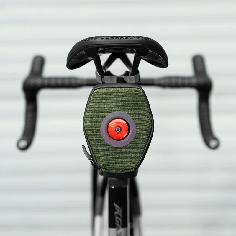 Rockbros C52-2 lightweight saddle with 250 mAh lighting - green zöld táska 304004-211951