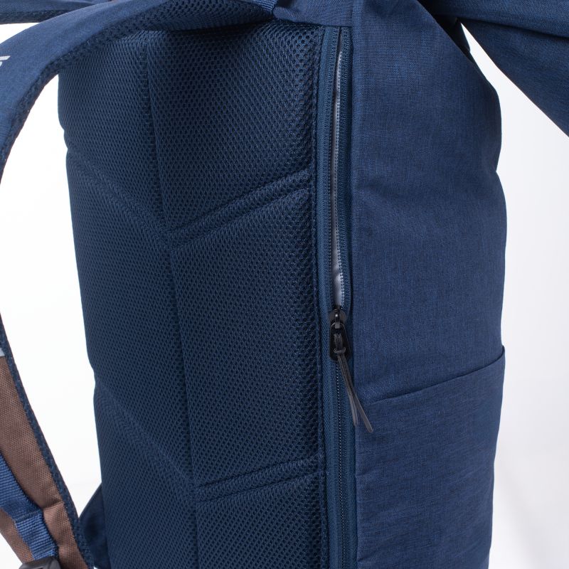 Iguana ACRAB backpack 18l hátizsák 92800669112