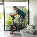 Schwinn IC8 Spinning Bike fekete edzőfelszerelés 100893