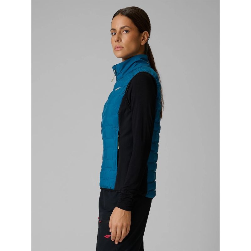 4F PRO trekking vest with Primaloft filling for women ezüst kiegészítő 4FWSS26TVJAF348-46S