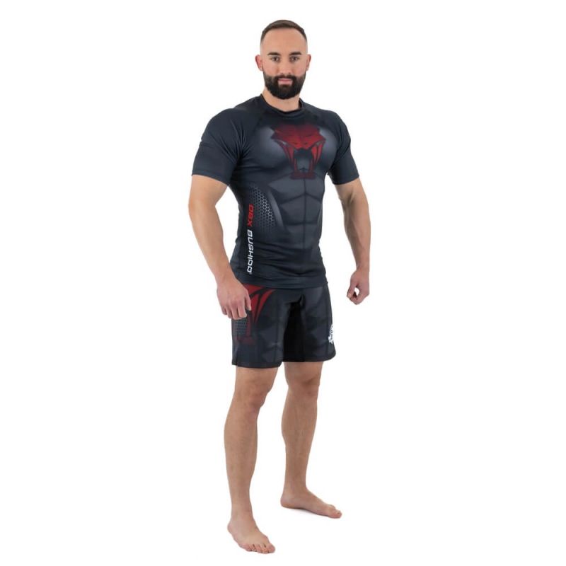 DBX Bushido The "Snake" compression Rashguard is made of DBX MORE DRY material. póló