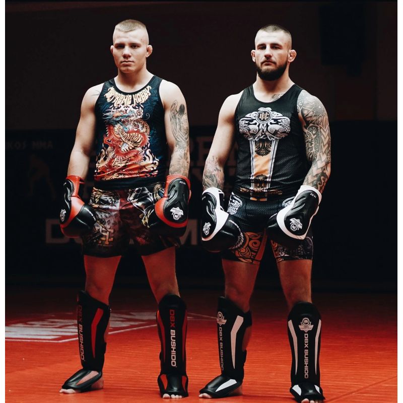 DBX Bushido 10oz Boxing Gloves - Blaze Red - Legacy Series piros kesztyű
