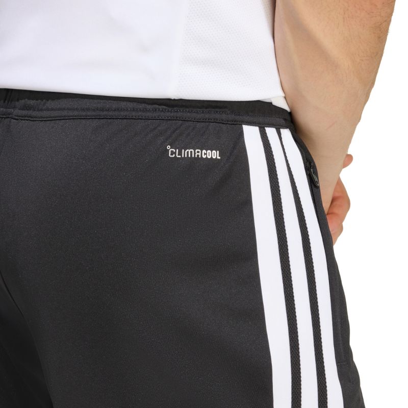 Adidas Men’s Tiro 26 Competition Training Shorts, black fekete férfi rövidnadrág KA7643