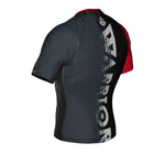 DBX Bushido The "Wolf" compression rashguard is made of DBX MORE DRY material. póló