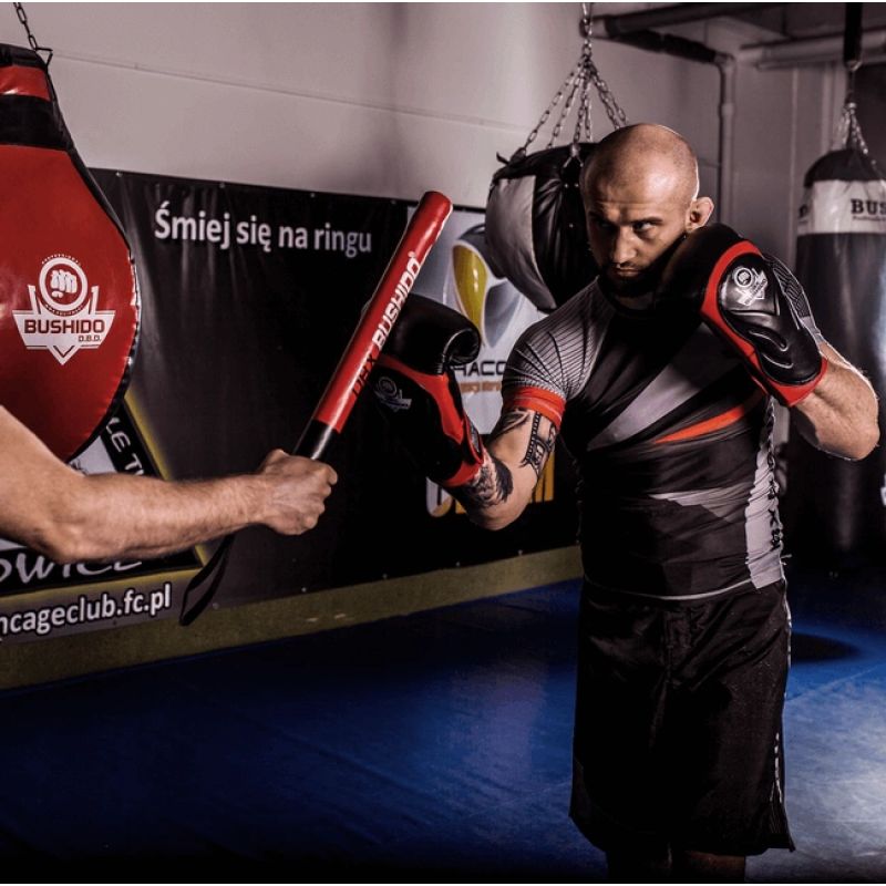 DBX Bushido 10oz Boxing Gloves - Blaze Red - Legacy Series piros kesztyű