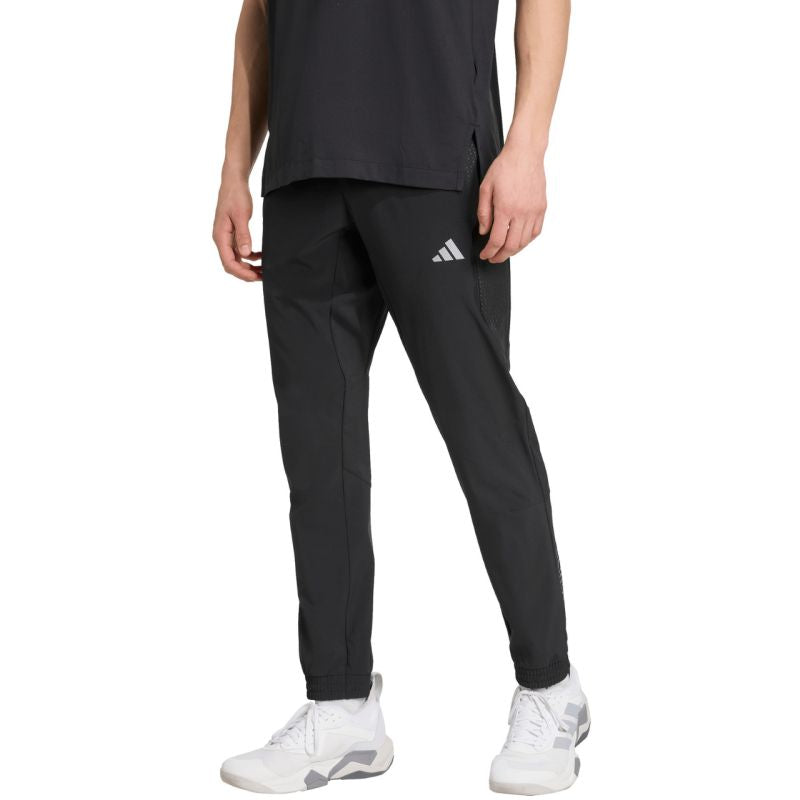 adidas Tech Apparel men's black JM8135 fekete nadrág