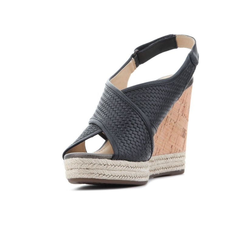 Geox D Janira C D82P6C 06RBC C9999 fekete utcai cipő