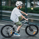 Rockbros LK-67 Youth Bike Helmet with Detachable Visor 54–58 cm - White biały helmets, lights