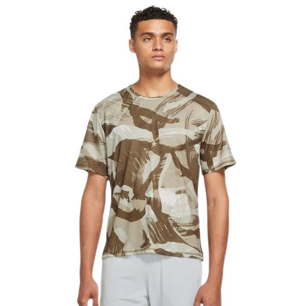 Nike Dri-FIT Miler Short-Sleeve Camo Running Póló - Sportmania.hu