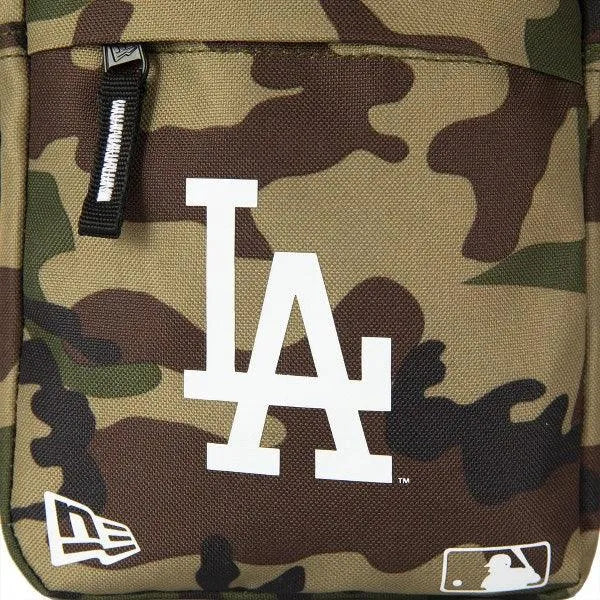 New Era LA Dodgers Woodland Camo Oldaltáska Kiegészítők - Sportmania.hu