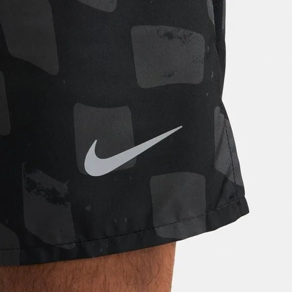 Nike DRI-FIT CHALLENGER MEN"S, Short - Sportmania.hu