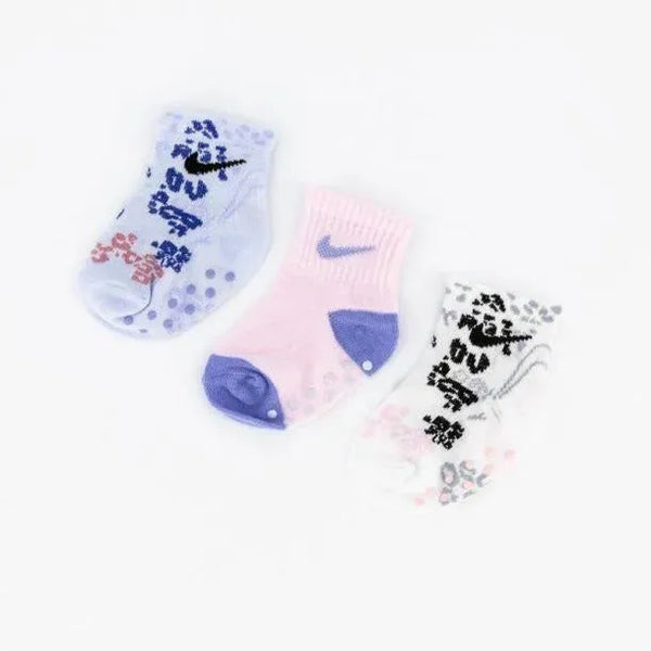 Nike_ GIRLS INF TOD SEASON 3PK GRIP (HADDAD) Zokni - Sportmania.hu