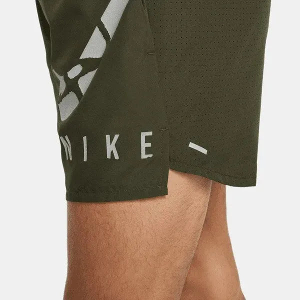 Nike_ Nike Dri-FIT Challenger Run Divisio Short - Sportmania.hu