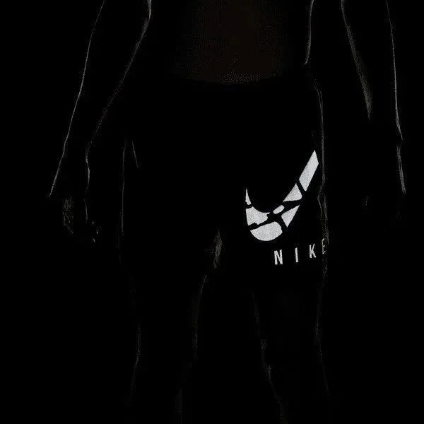 Nike_ Nike Dri-FIT Challenger Run Divisio Short - Sportmania.hu