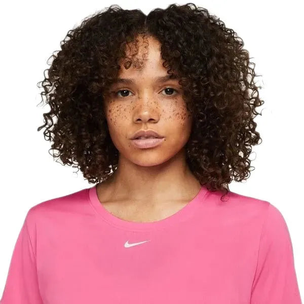Nike_ Nike Dri-FIT One Women\'s Standard F Póló - Sportmania.hu