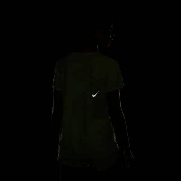 Nike_ NIKE DRI-FIT RACE WOMEN\"S SHOR Póló - Sportmania.hu