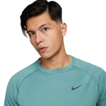 Nike_ NIKE DRI-FIT READY MEN\"S SHORT Póló - Sportmania.hu