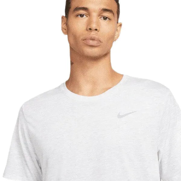 Nike_ Nike Dri-FIT Run Division Men\'s Sho Póló - Sportmania.hu